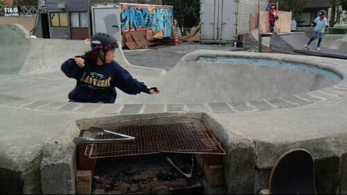 CM151122-154025001.jpg image